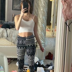 Black and white pattern leggings - Size S